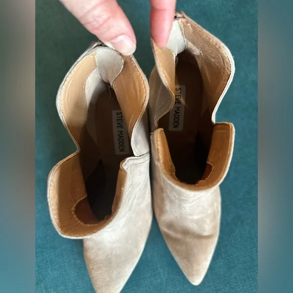 EUC Steve Madden Darci Ankle Boots - Picture 6 of 11